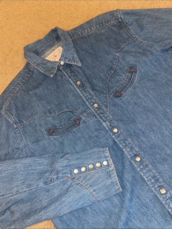 Ralph Lauren Tops - Ralph Lauren Vintage 100% Cotton Smiley Pocket Denim Snap Shirt